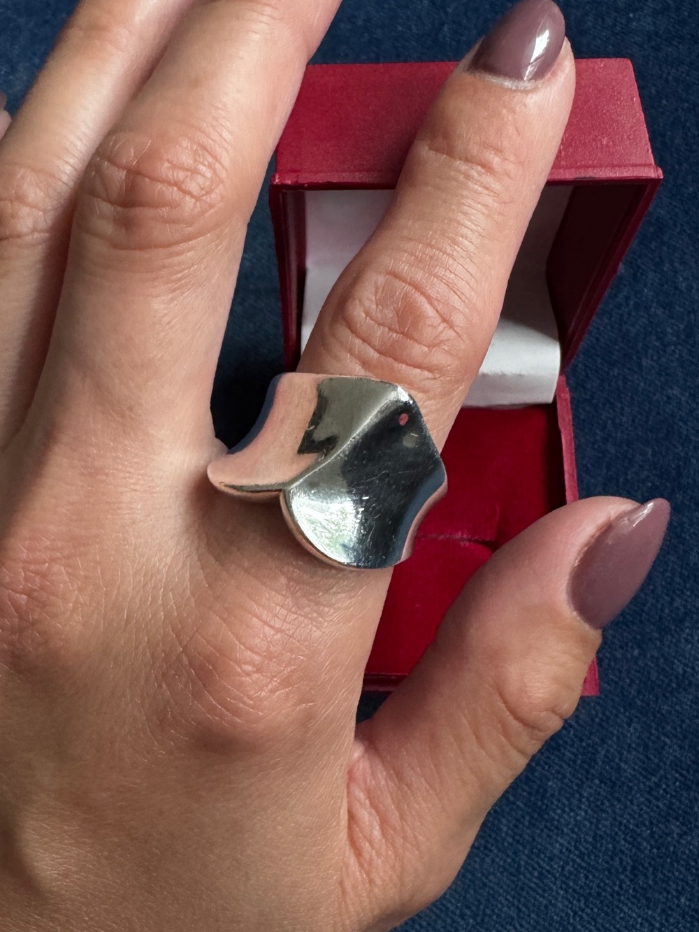 ROBERT LEE MORRIS RLM STUDIOS
HEART FORGIVE 925 Sterling
Silver Ring size 8